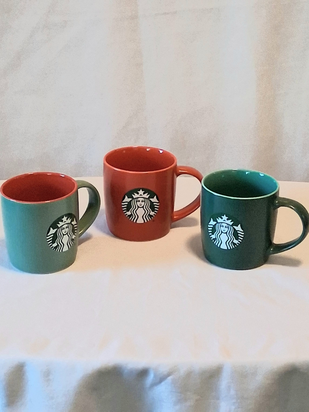 Starbucks Mugs Set Of 3 in Red and Green Glaze 11 Ounce Coffee Time!
